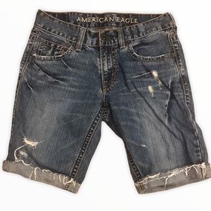 American Eagle Cut-off Cuffed Raw-hem Shorts. Sz30